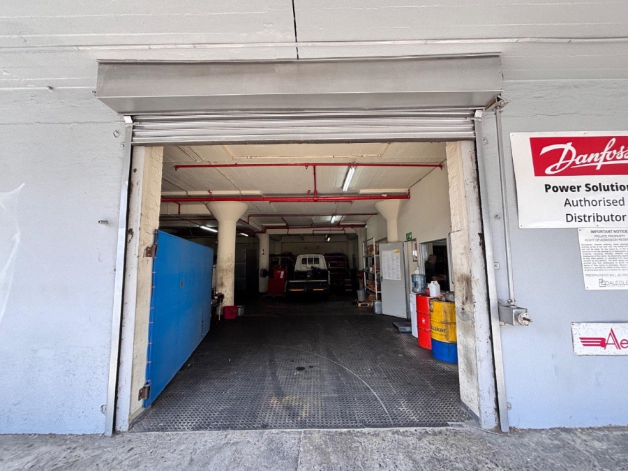 To Let commercial Property for Rent in Paarden Eiland Western Cape